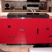 Bar, free-standing: granite, hand rubbed, high gloss lacquer.